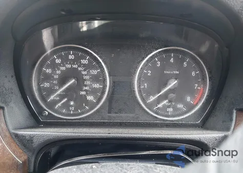 2011 BMW 335I xDrive z USA, uszkodzony, nr VIN WBAPL5C58BA916834